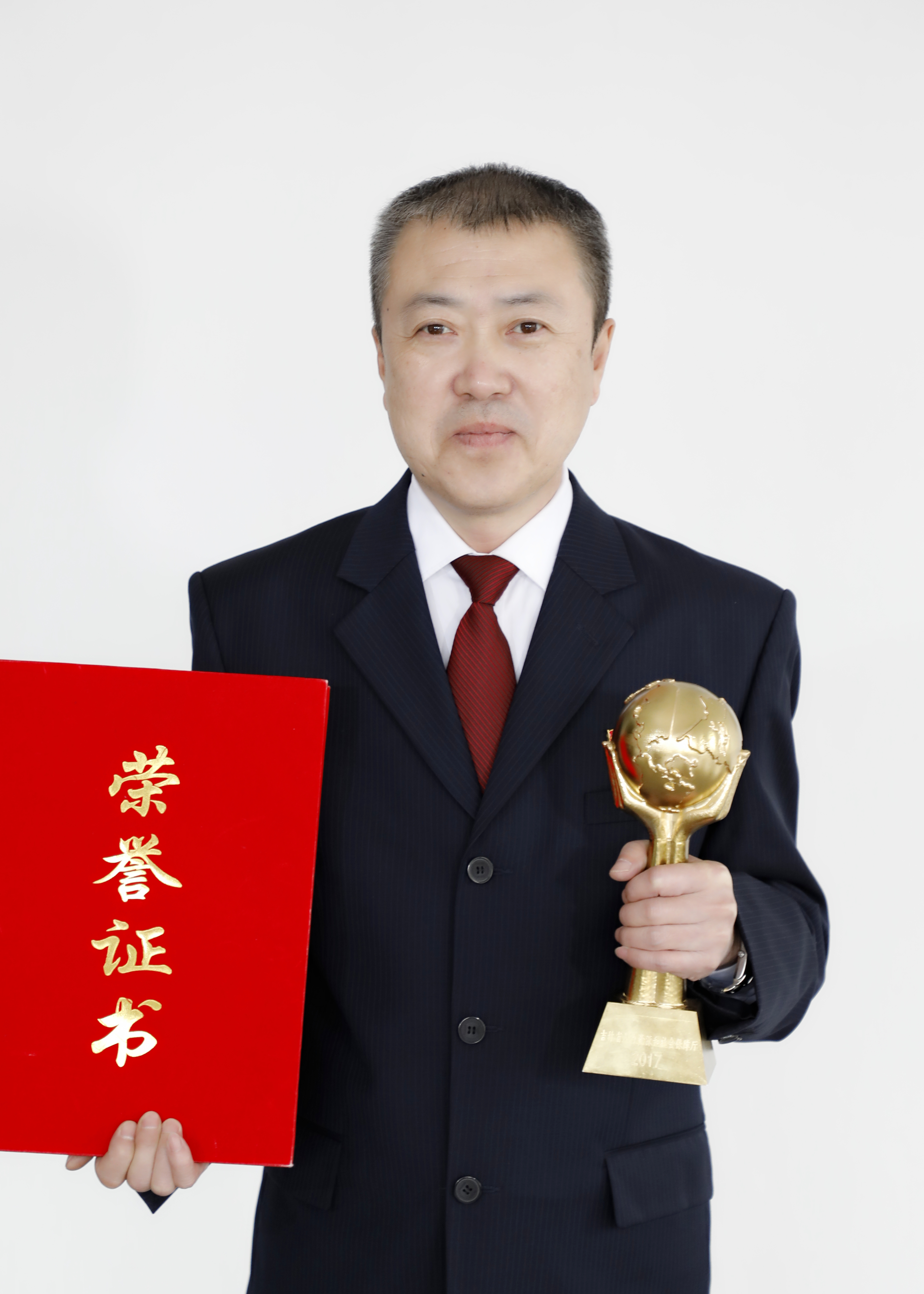 1591163298172435.jpg 技能名师侯春盛.jpg