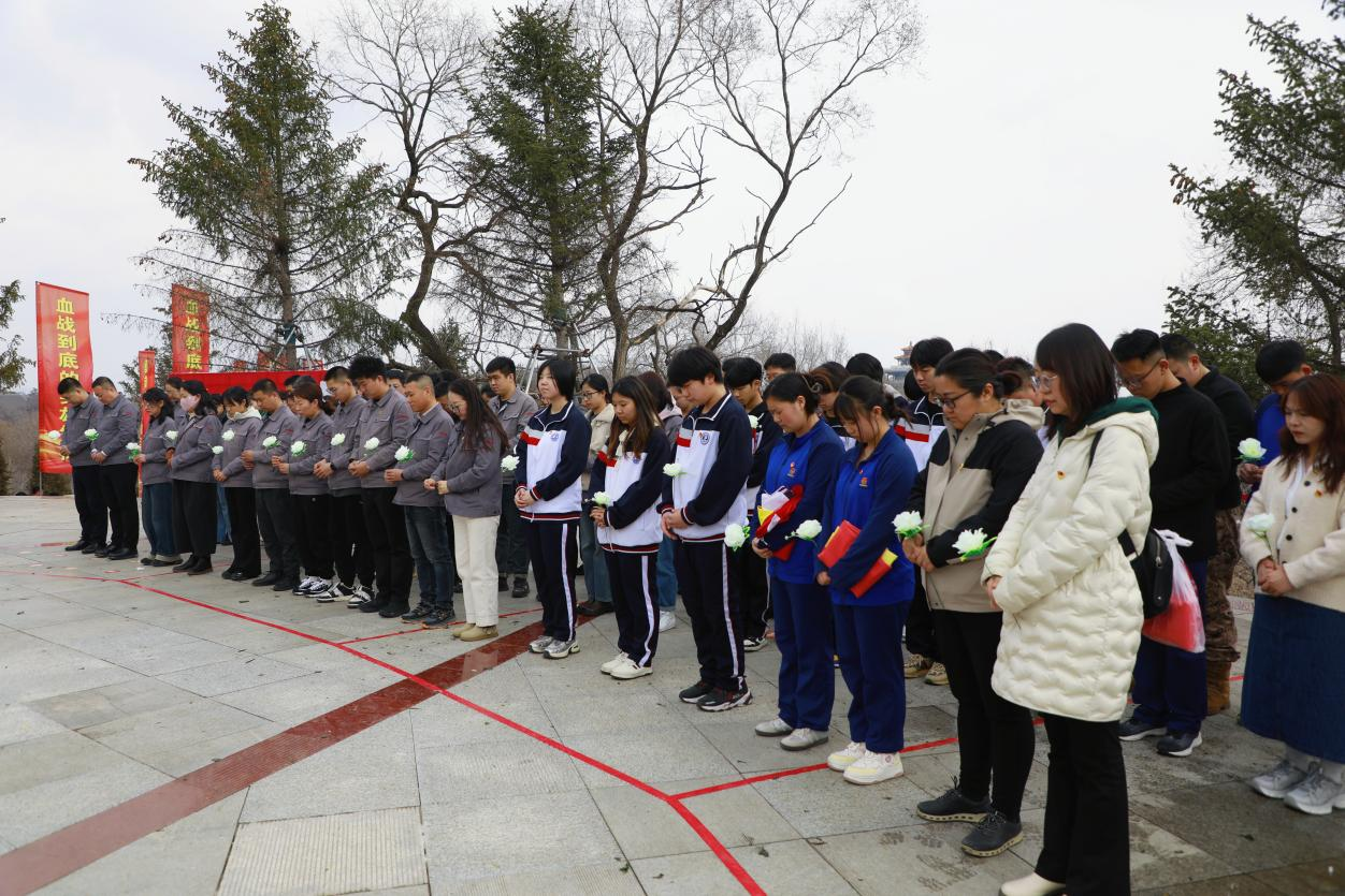 1744076473433868.png 1744076473433868.png